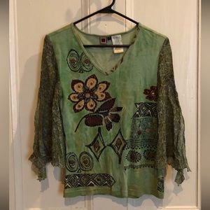 Forbidden Top Size Small